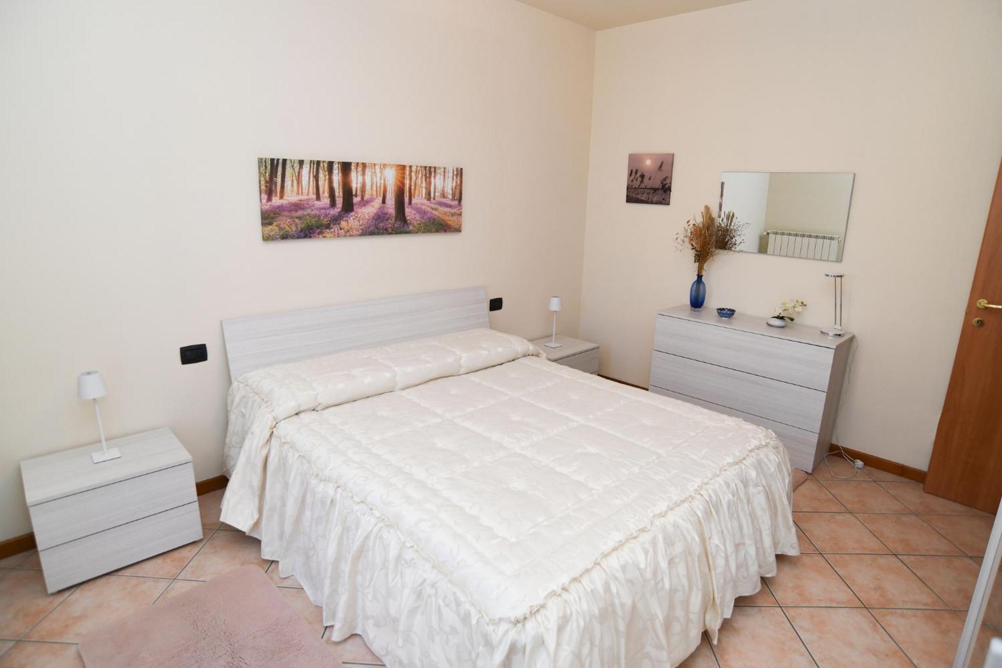 Rovato Entire Apartment In The Capital Of Franciacorta Dış mekan fotoğraf