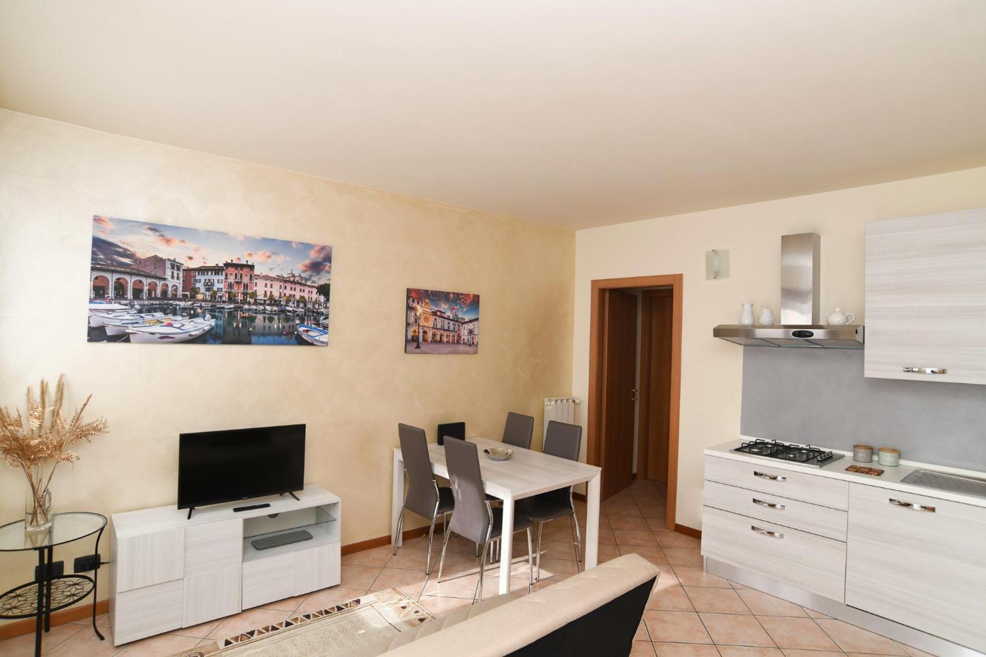 Rovato Entire Apartment In The Capital Of Franciacorta Dış mekan fotoğraf